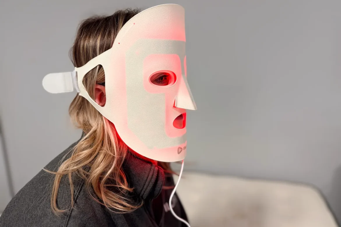 How Red Light Therapy Manufacturers Develop Wellness Devices